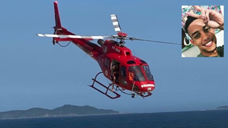 Helicóptero dos Bombeiros no mar da Praia de Itaipuaçu