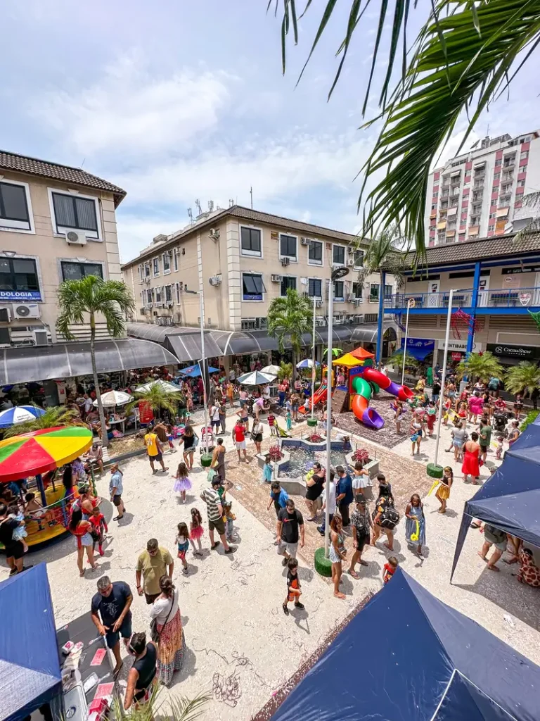 Bailinho de Carnaval no Shopping Main Street