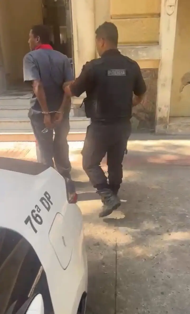 Homem preso por roubar mercado em niterói