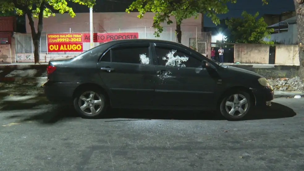 Carro do Policial Militar Executado por Tiros
