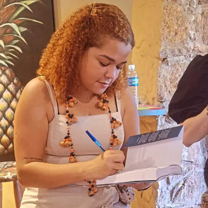 professora niteroiense Amanda Almeida