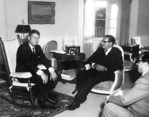 Governador Carlos Lacerda pisou na Casa Branca