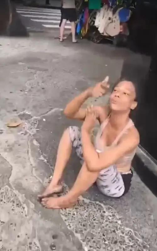 Mulher presa por racismo