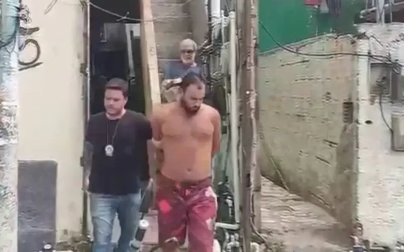 Carlos Daniel dos Santos Barros, conhecido como "Baby" foi preso.