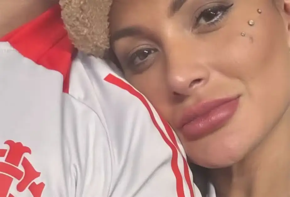 Andressa Urach torcedora do Internacional