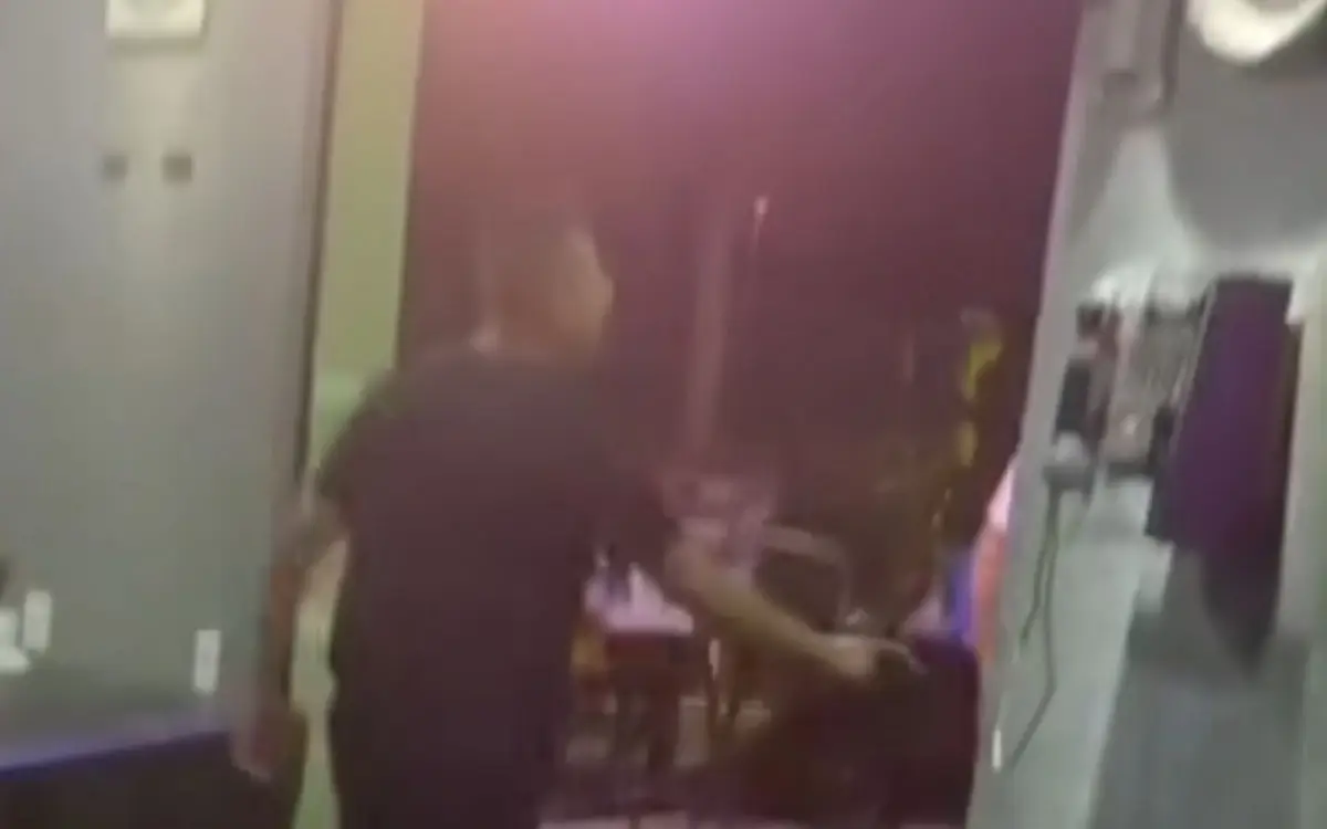 PM ameaça clientes de bar ao ser agredido e ter a arma furtada