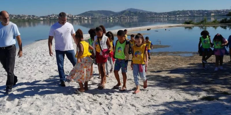 Alunos do Projeto Turma do Sítio visitam o Dormitório das Garças