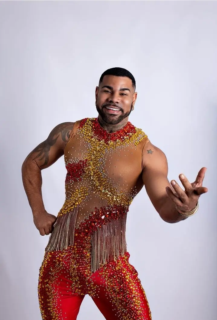 Anderson Reis é o novo Rei de Bateria da Alegria do Vilar