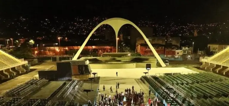 Apoteose a noite