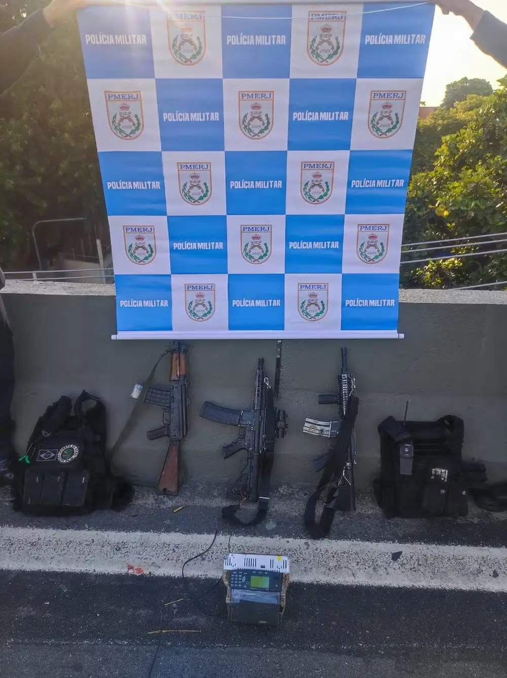 Armas apreendidas pela polícia