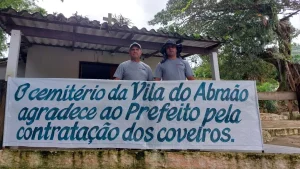 Coveiros em Ilha Grande