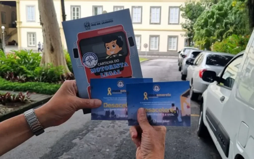 Folheto da Campanha Maio Amarelo