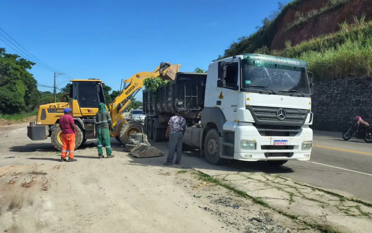 A operação de limpeza da Prefeitura de Belford Roxo