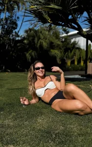 Paolla Oliveira de biquíni
