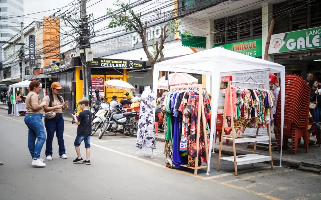 Rua das Compras em 3 Rios