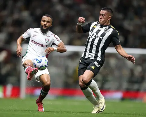 Atlético mineiro vence o fluminense