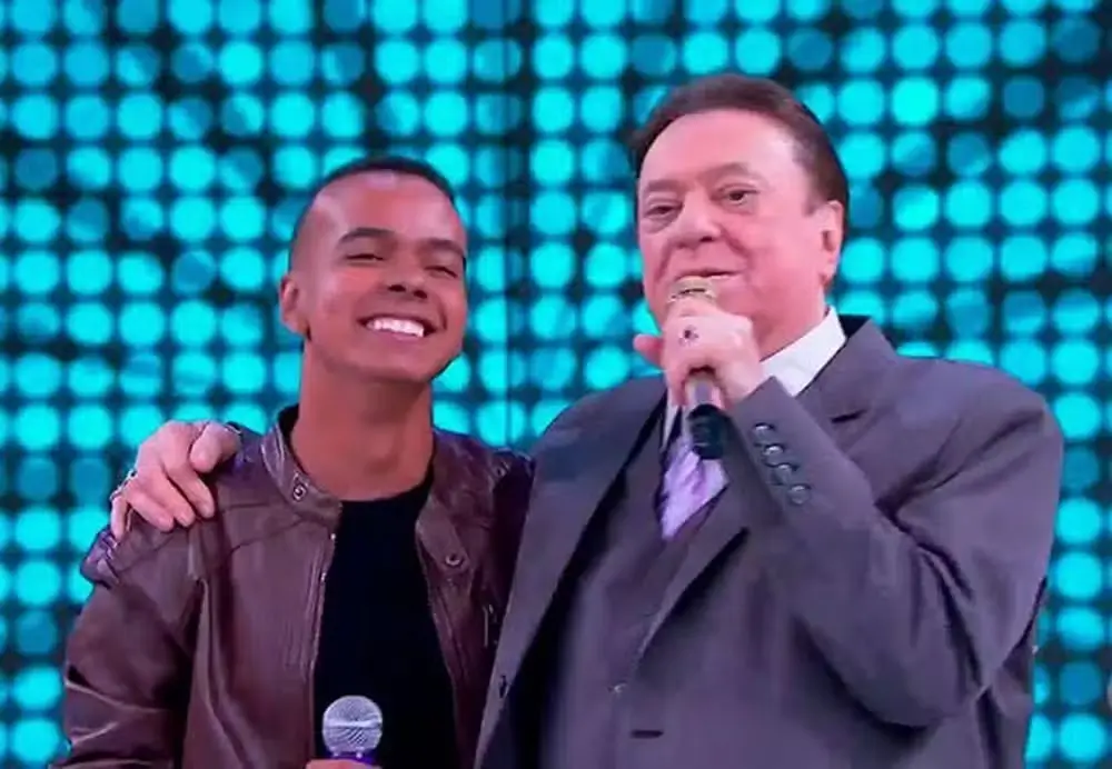 Cantor Gospel Jotta A no Programa Raul Gil