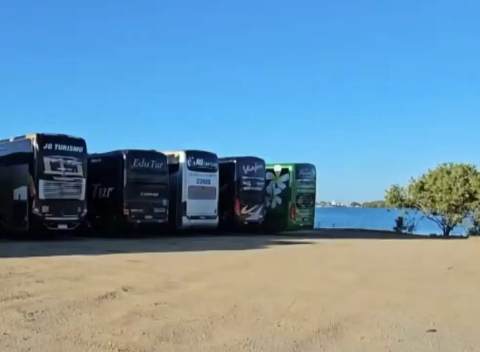 Ônibus de Turismo em Cabo Frio