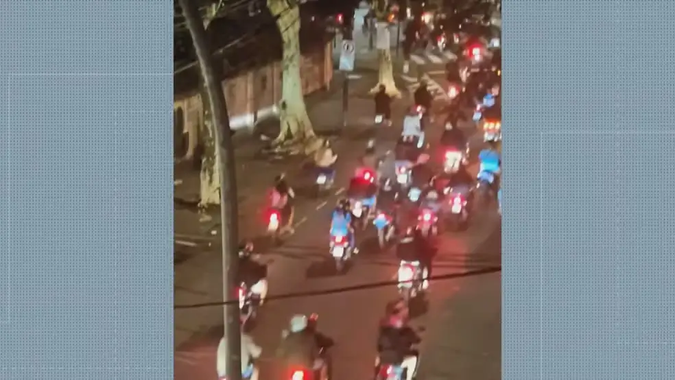 Motos fazem Rolezinho na Zona Norte