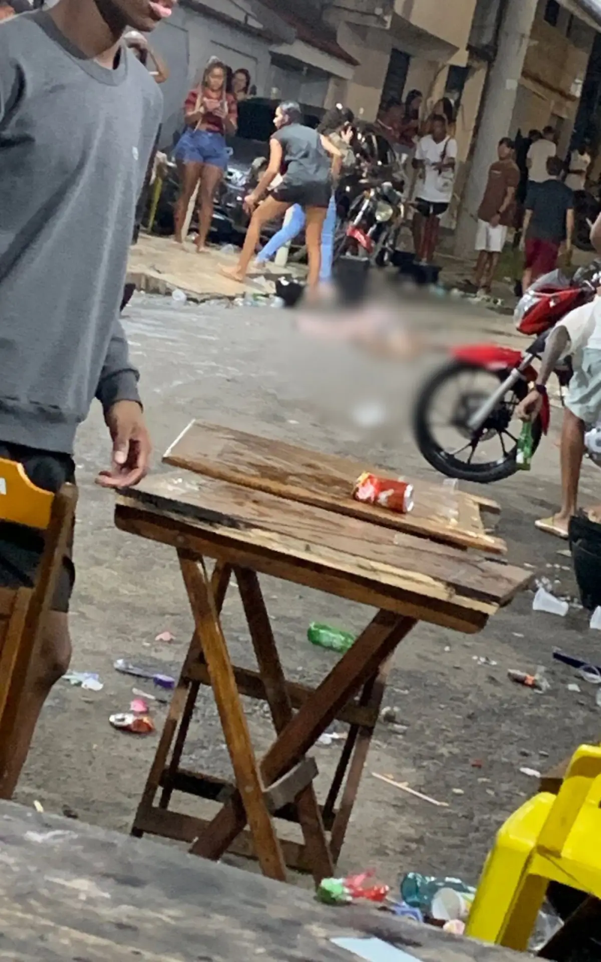 tiros em bar em Nova Iguaçu