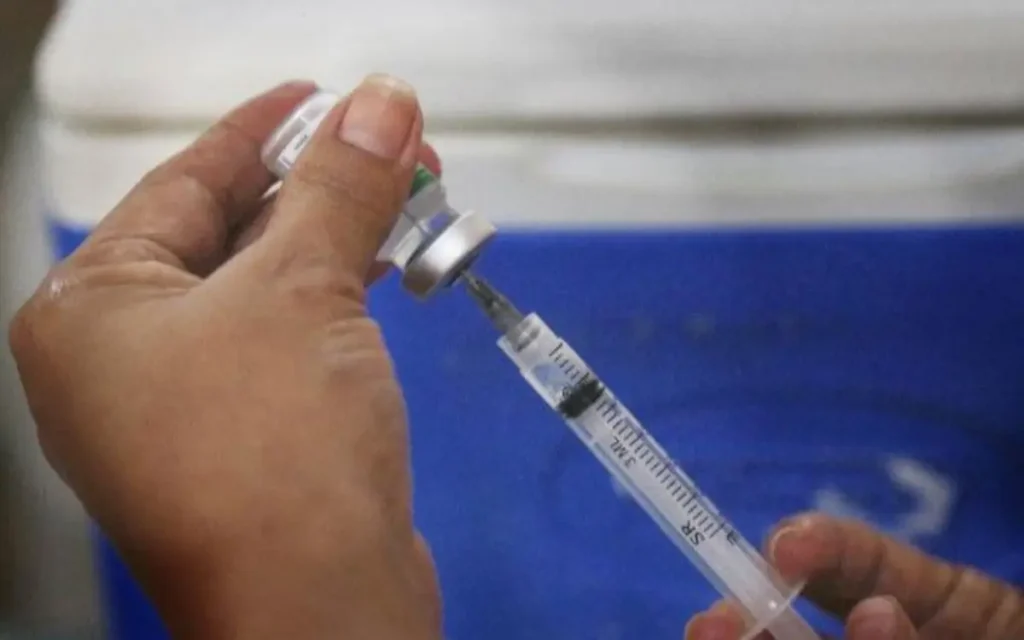 Vacinação contra a Dengue
