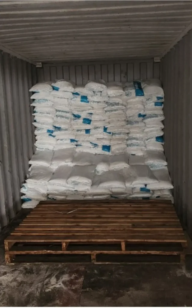 300kg de cocaína e ácido bórico em carga de sal marinho no Porto do Rio