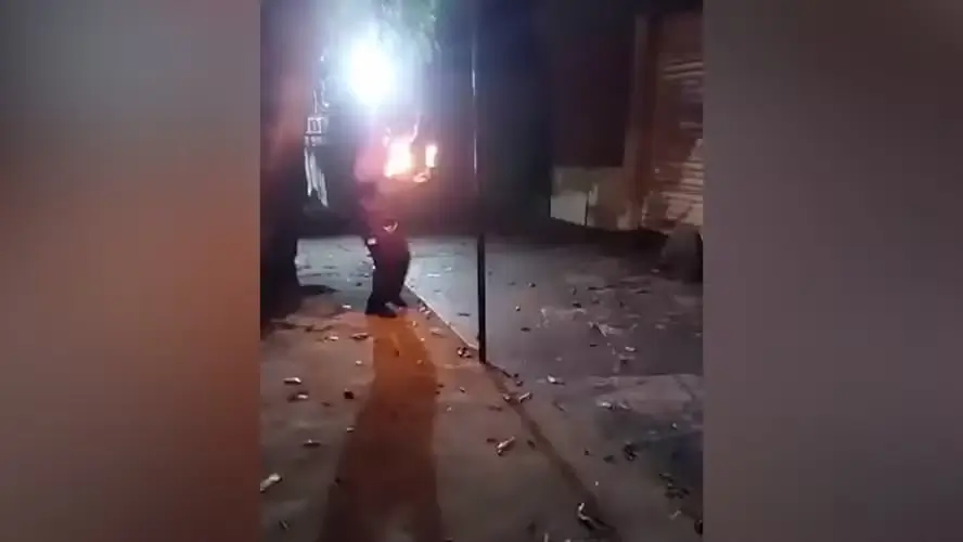 Adolescente que ordenou ataque ataque com coquetel molotov contra um morador em situação de rua