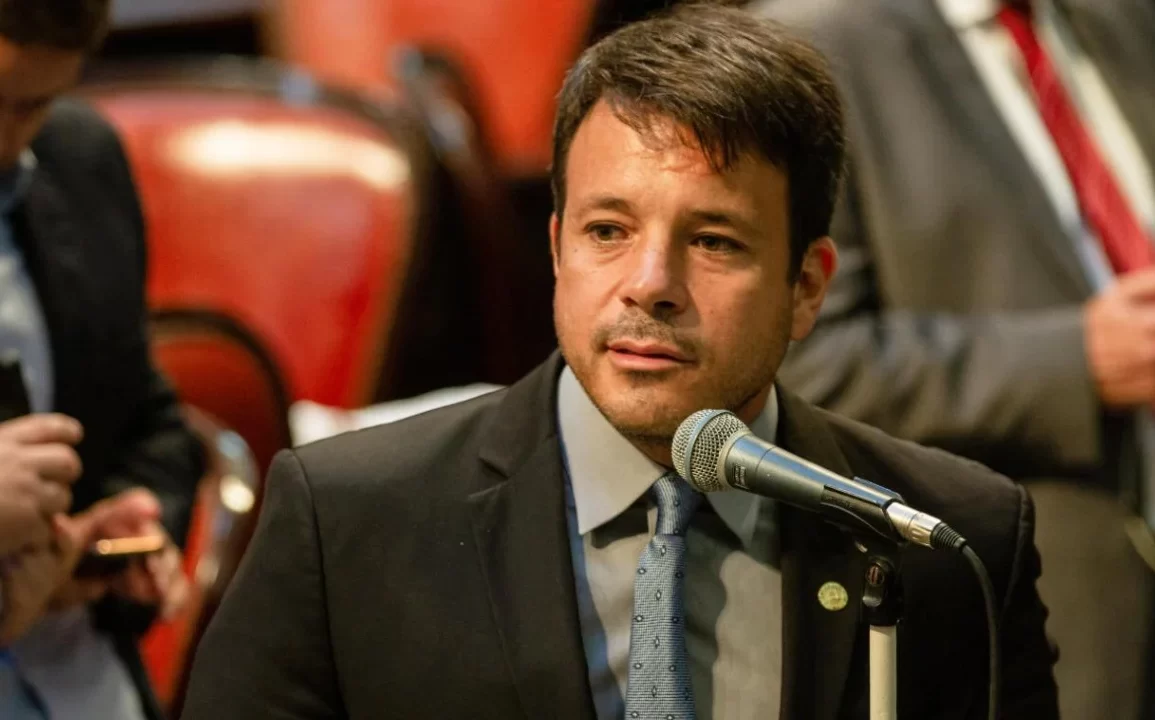 Carlo Caiado