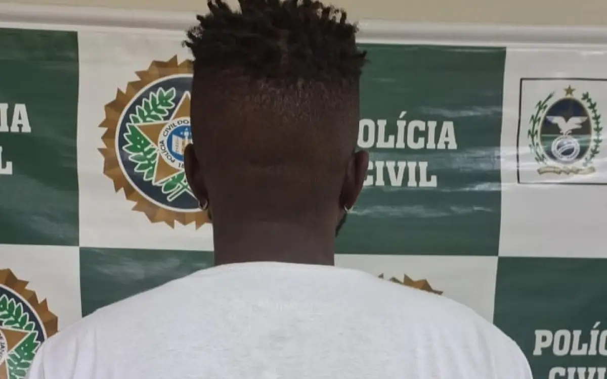 Homem acusado de homicídio em Pedro do Rio