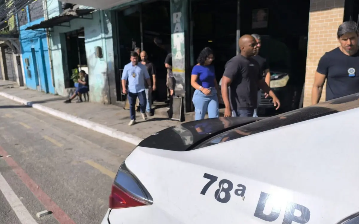 Mulher presa por golpe do empréstimo em São Gonçalo