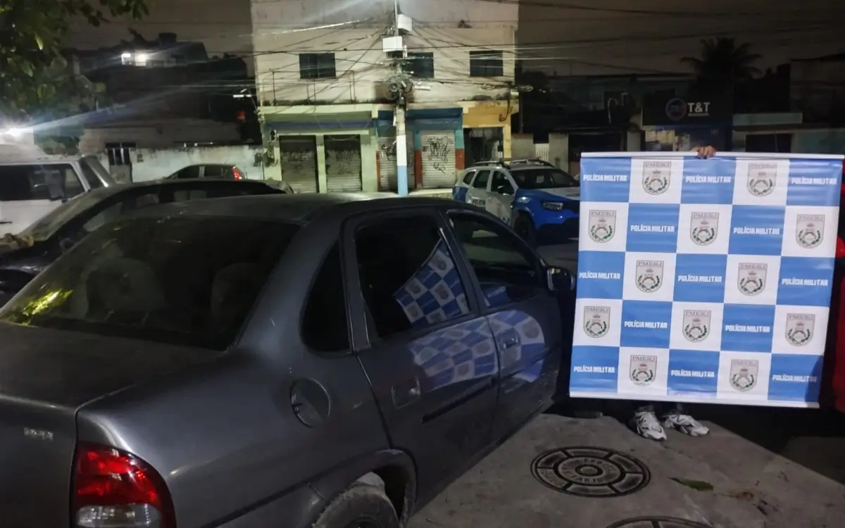 carro roubado em Belford Roxo