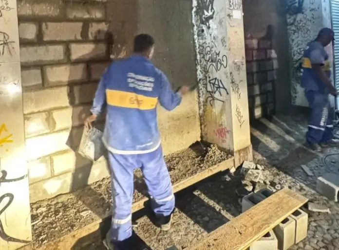 Prefeitura fecha acessos de prédio invadido no Centro do Rio