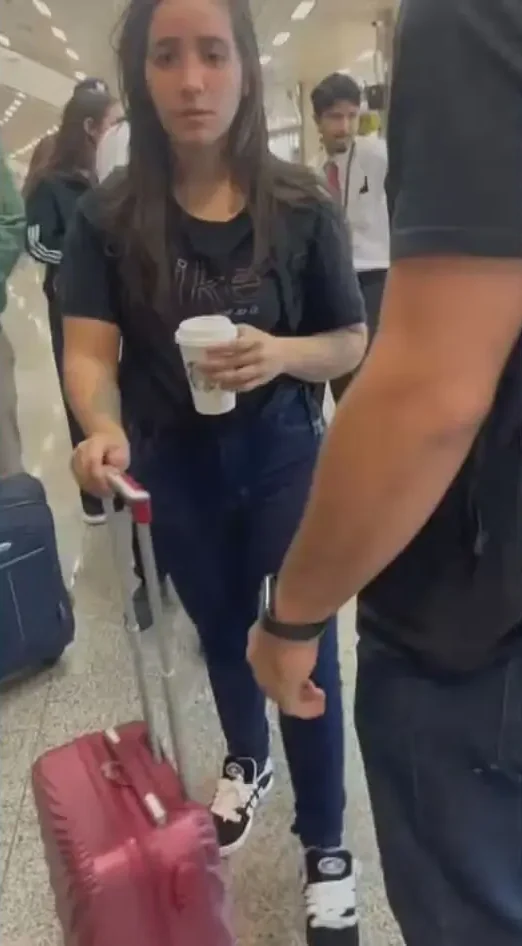 Raquel de Melo Pereira foi presa no Aeroporto o Galeão