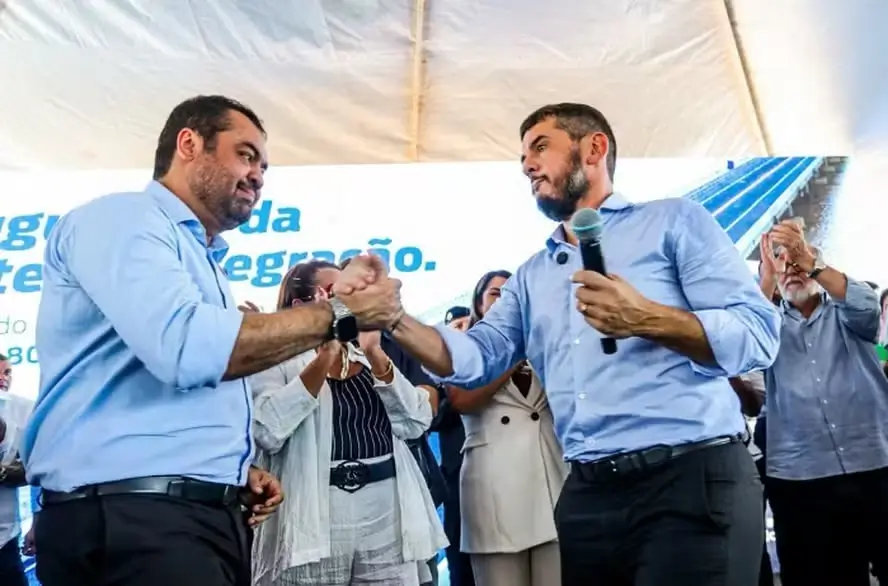 Rodrigo Bacellar assume governo do Rio