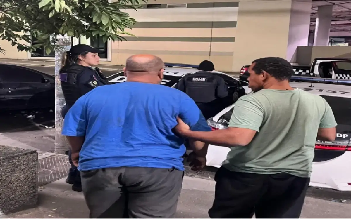 Esfaqueador foi levado para a polícia