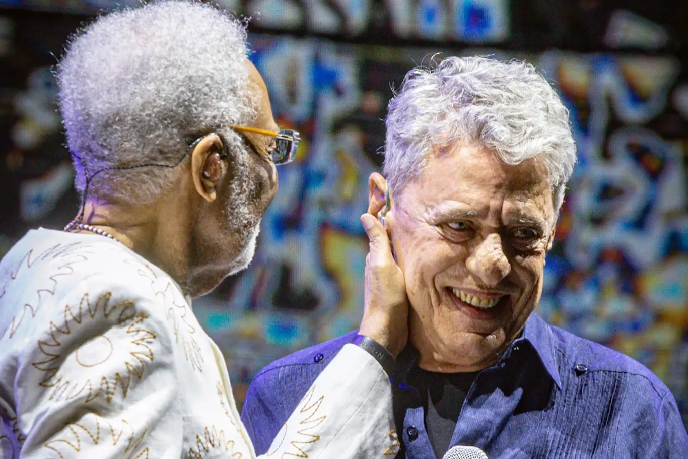 Chico Buarque passa por cirurgia