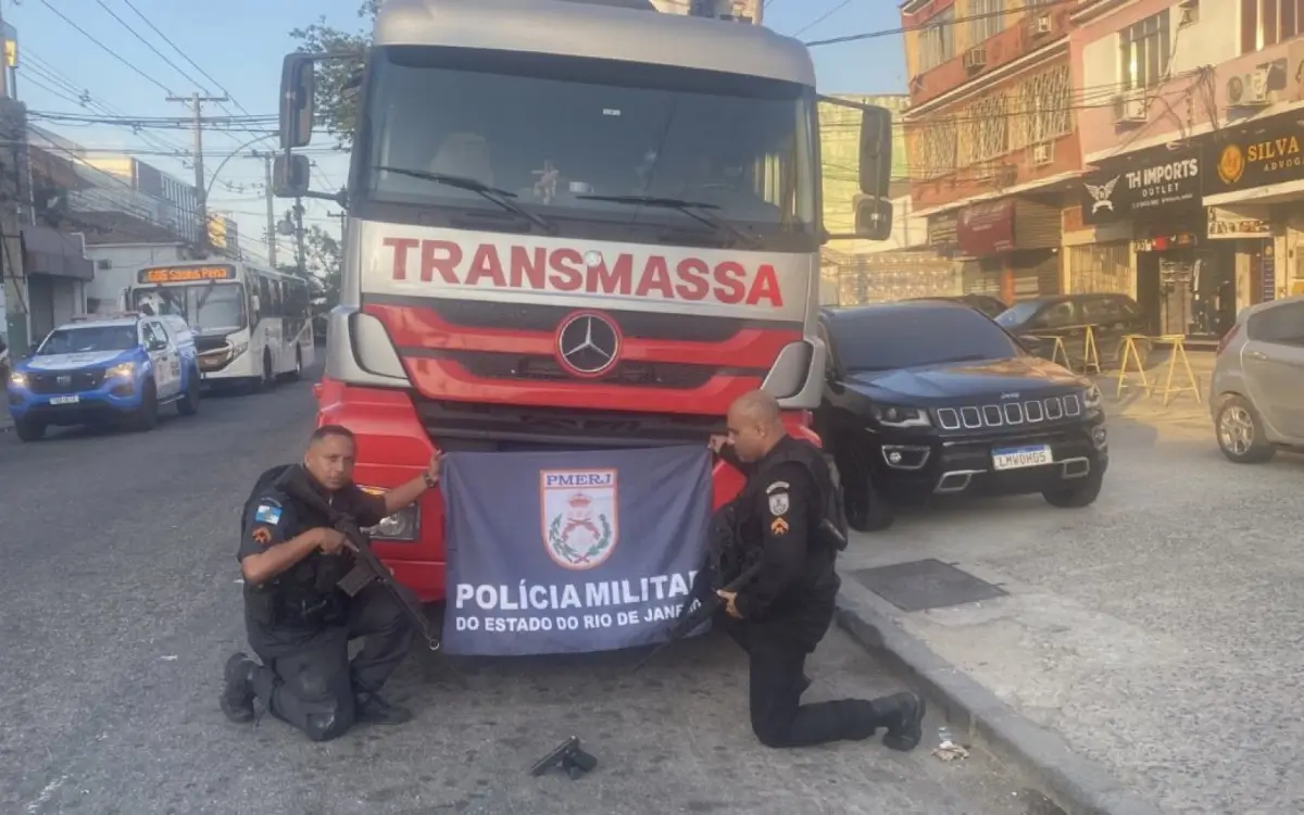 PM intercepta roubo e recupera carga milionária na Pavuna