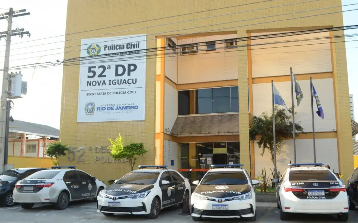 52 DP