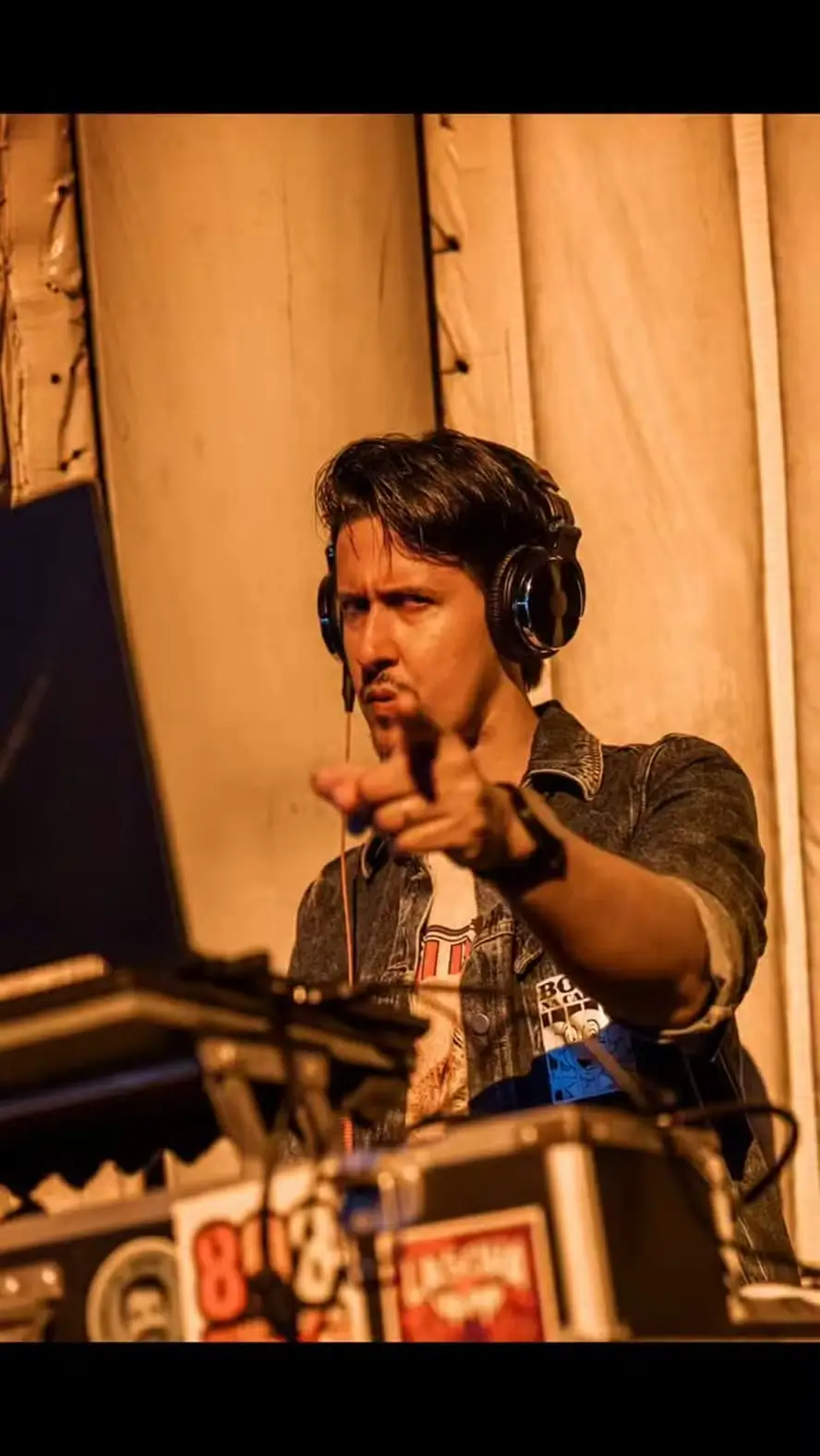 DJ Julio EleMesmo
