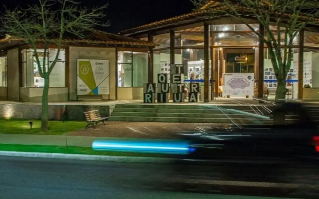 Escola de Artes e Ofícios Zanine