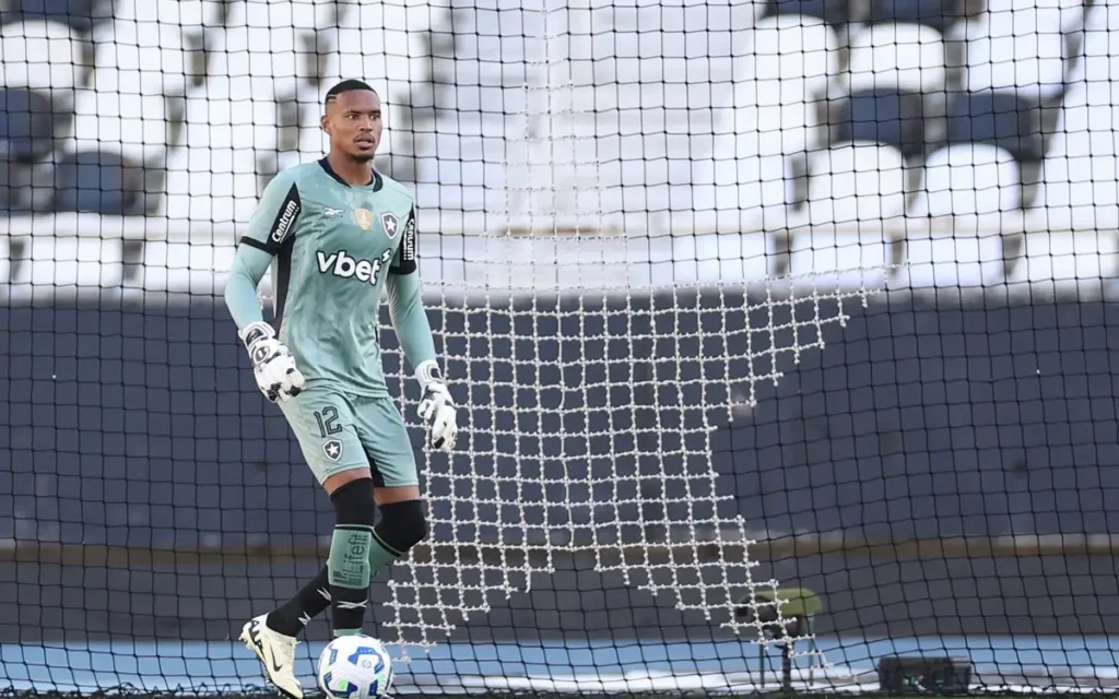 Goleiro John