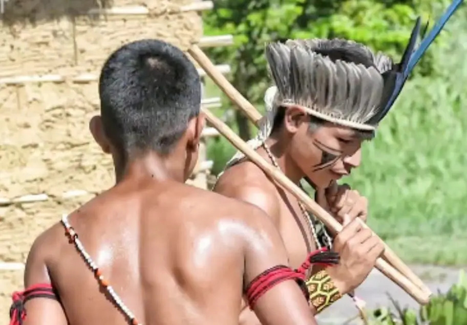 indios