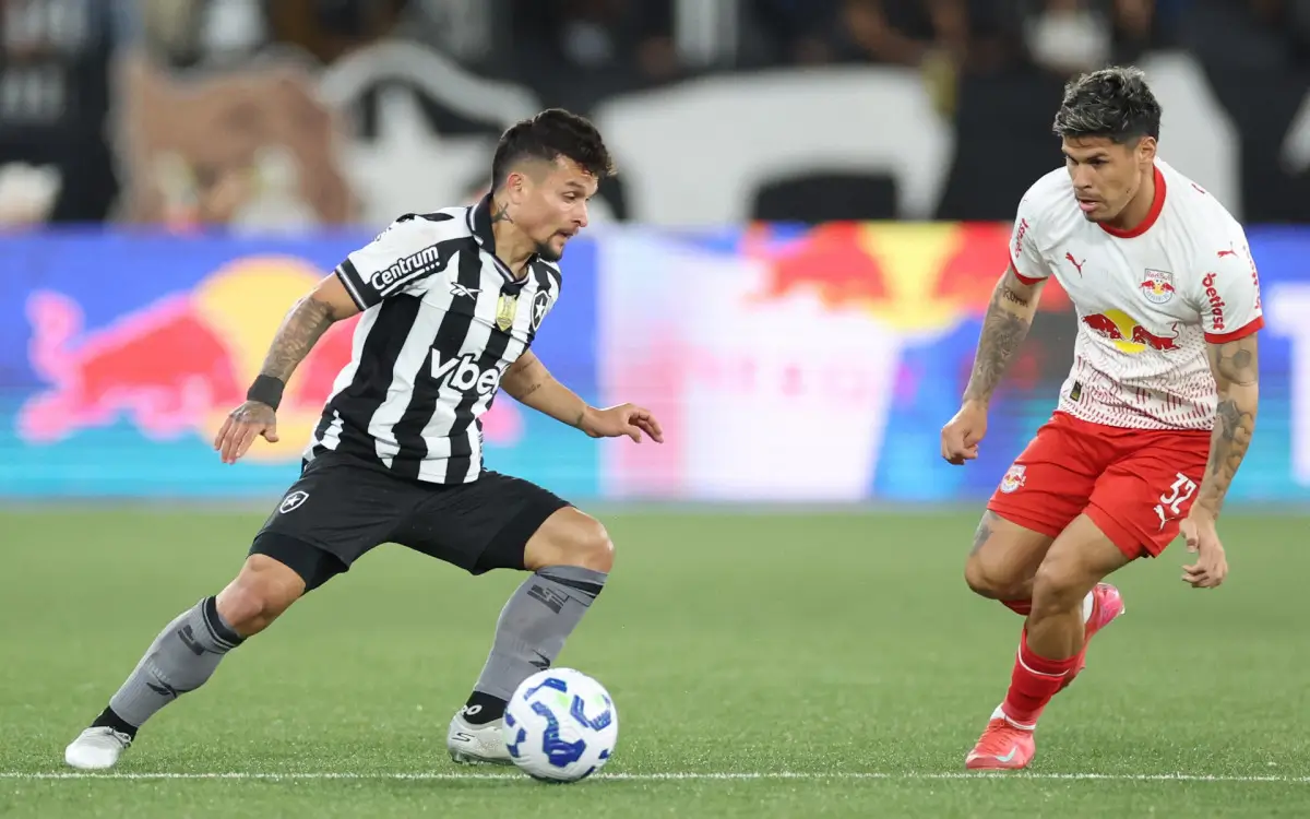 Botafogo vence Bragantino