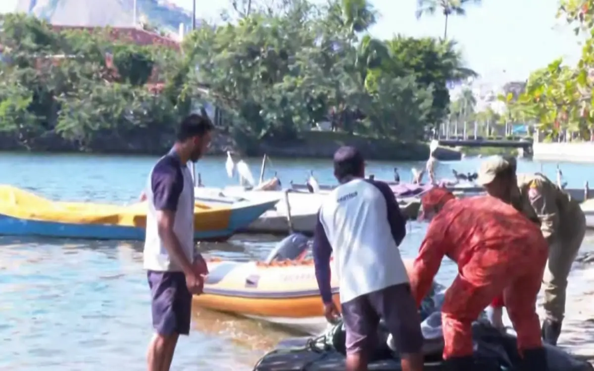 Corpo boiando na Lagoa Rodrigo de Freitas