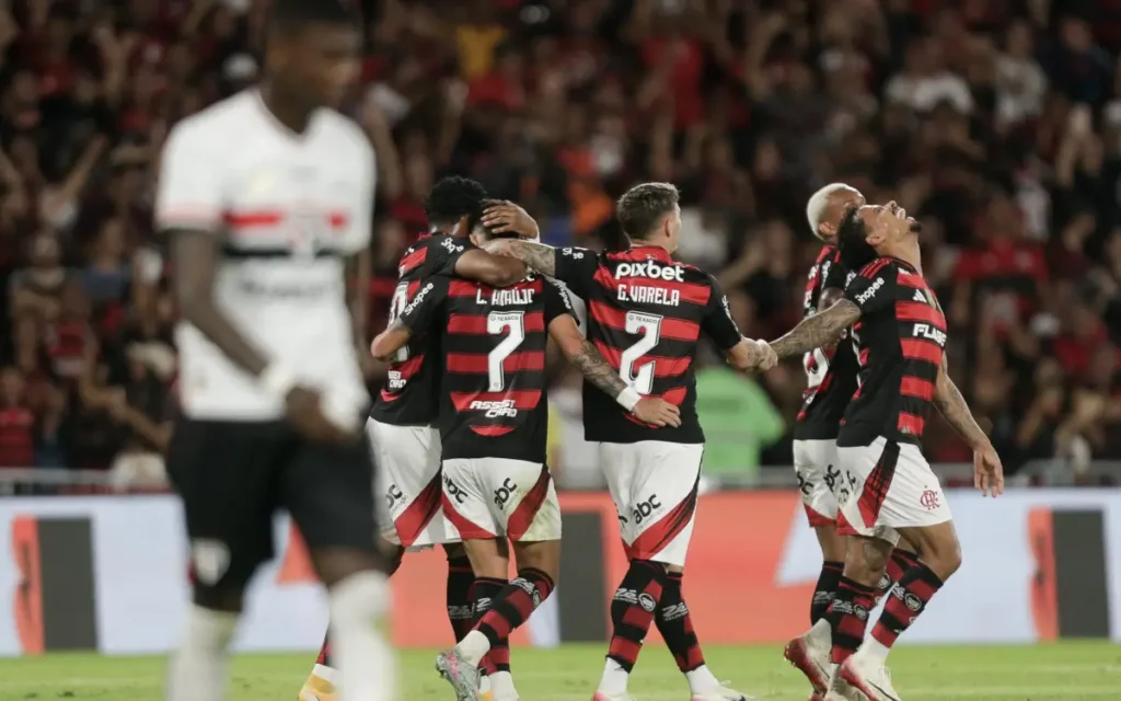 Flamengo derrota São Paulo