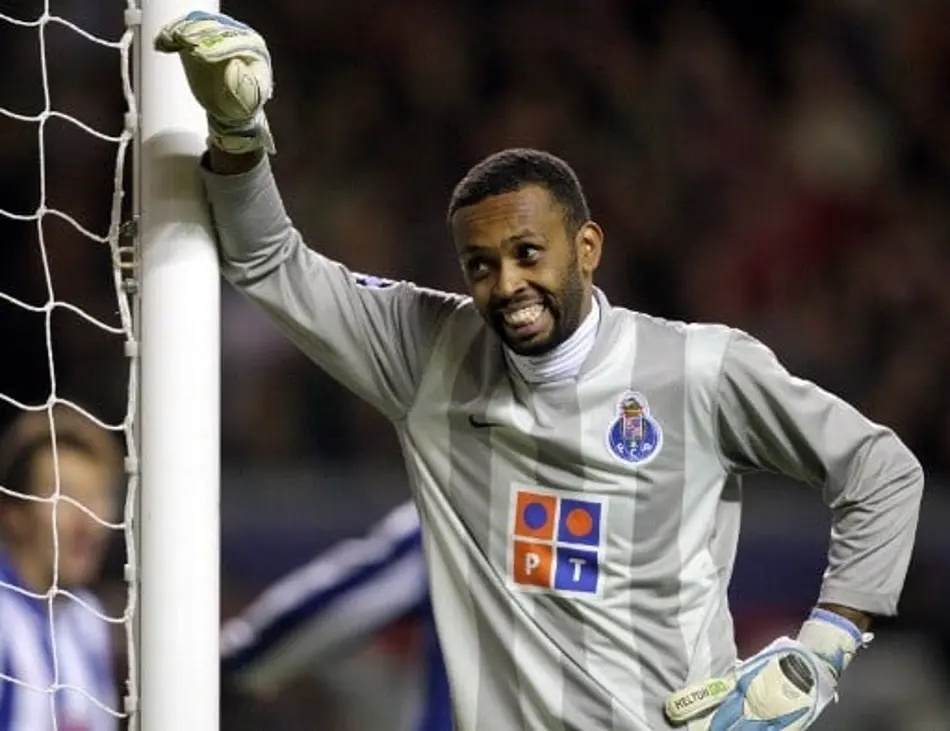 Goleiro Helton
