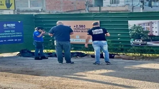 homem é achado morto com droga no bolso