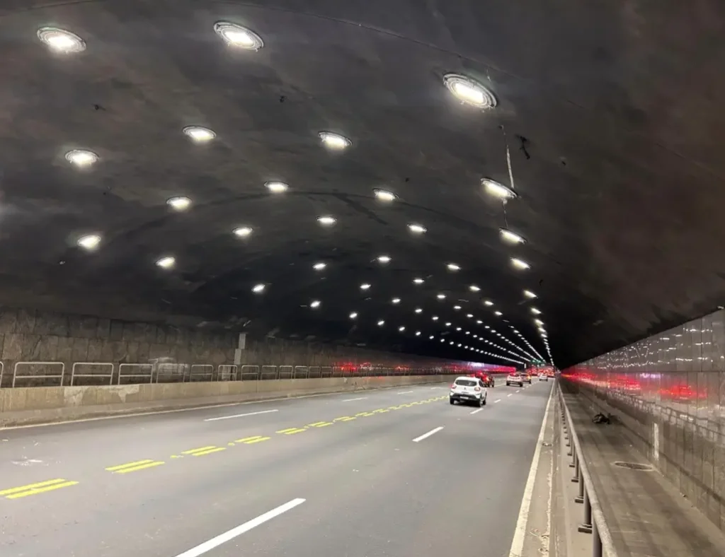 Iluminação LED em túneis da cidade do Rio