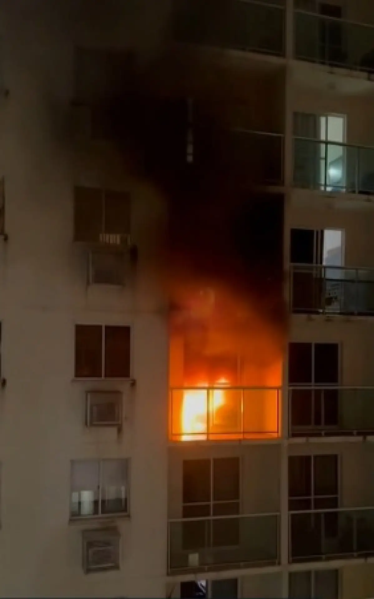 Incêndio em apartamento na Zona Norte