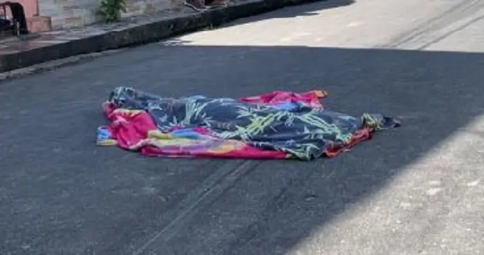 menina atropelada por caminhão